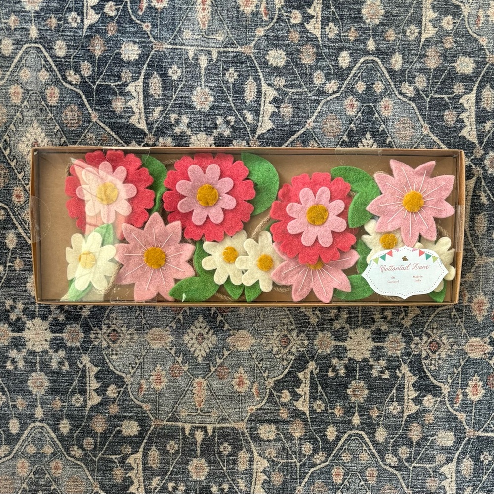 Cottontail Lane 6 Foot Floral Garland - NEW!